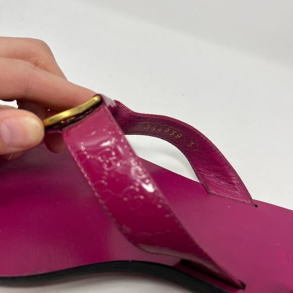Gucci Microguccisima Fuchsia GG Thong Sandal Vernix  Pink size 37 EU Slide Flat - Picture 4 of 10